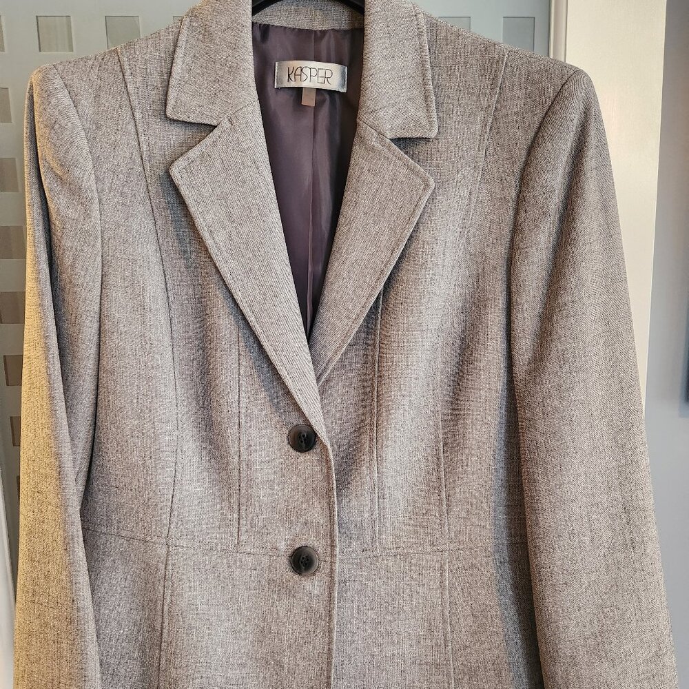 Kasper 2 Piece Pant Suit (size 12)